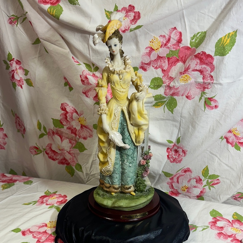 Elegant Lady Sculpture in Yellow and Green